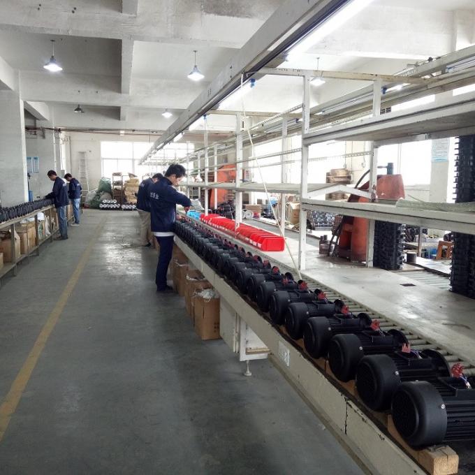 Motore a induzione elettrica trifase da 5,5KW 4HP Albero maschio 380V AC Volta 50Hz Impermeabile Potenza nominale 5KW per macchina di pulizia 11